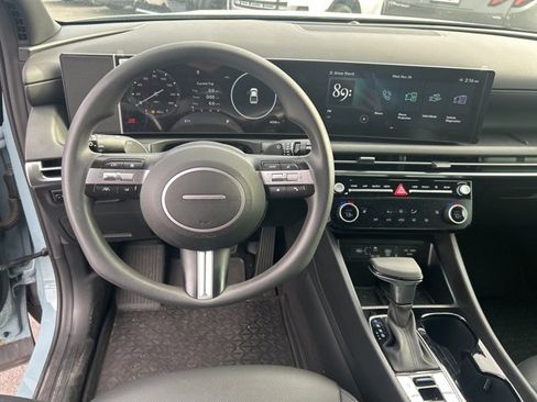 Used 2025 Hyundai Santa Cruz SEL image 17