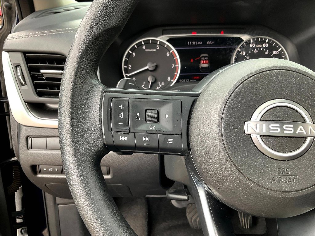 Used 2024 Nissan Rogue SV AWD/4WD image 14