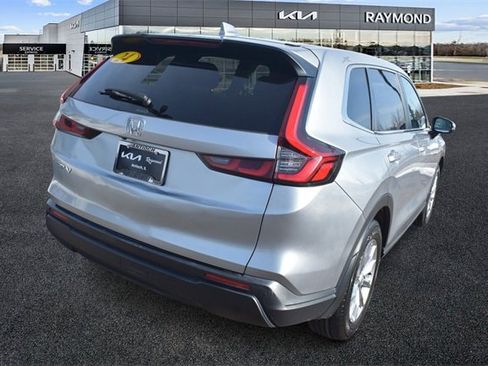 Used 2024 Honda CR-V EX image 3