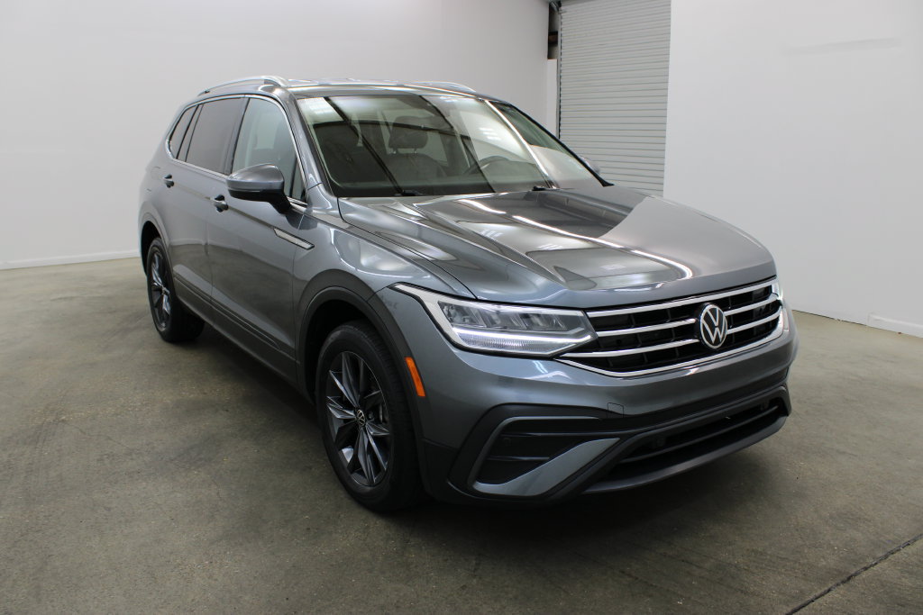 Certified 2022 Volkswagen Tiguan SE FWD image 6