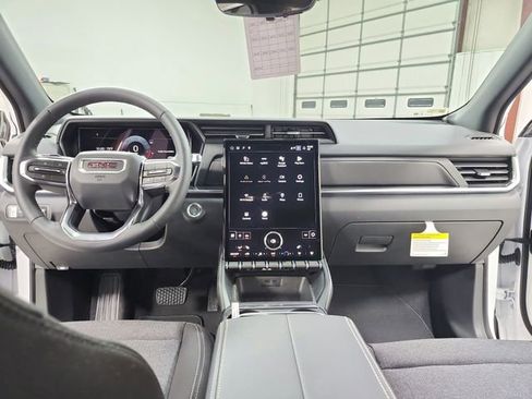 New 2026 GMC Terrain Elevation w/ Technology Package II FWD image 24