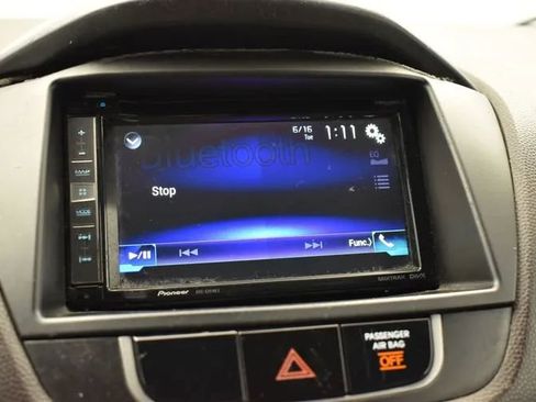 Used 2011 Hyundai Tucson GLS FWD image 28