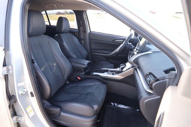 Used 2025 Mitsubishi Eclipse Cross SE AWD/4WD image 29