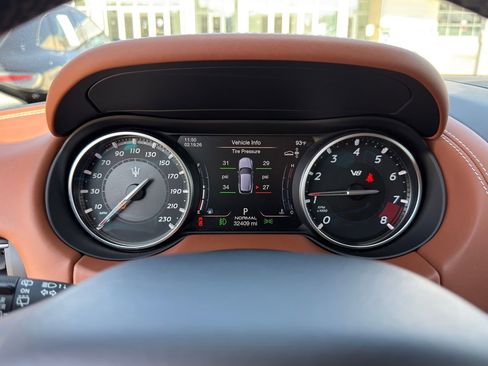 Certified 2022 Maserati Levante Modena S AWD/4WD image 18