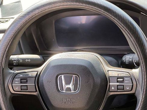 Used 2024 Honda Accord LX image 17