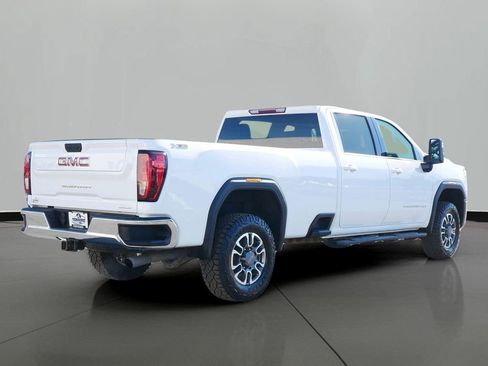 Used 2024 GMC Sierra 3500 SLE image 3