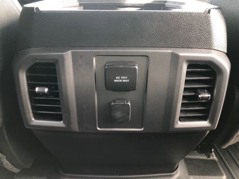 Used 2016 Ford F150 XLT w/ Equipment Group 302A Luxury image 28