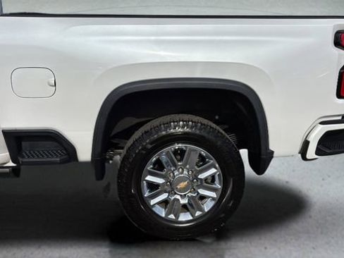 Used 2024 Chevrolet Silverado 2500 High Country w/ High Country Premium Package image 35