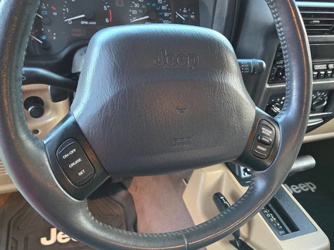Used 2000 Jeep Wrangler Sahara image 20