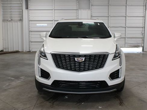 Used 2024 Cadillac XT5 Premium Luxury FWD image 3