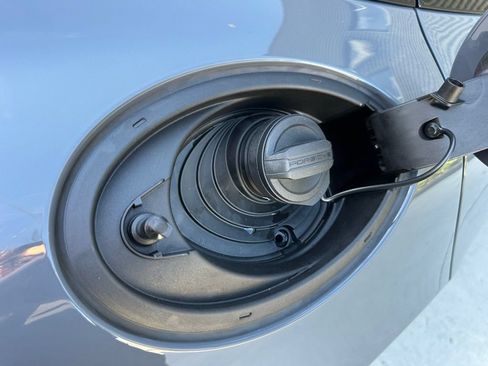 Certified 2026 Porsche Panamera RWD image 42