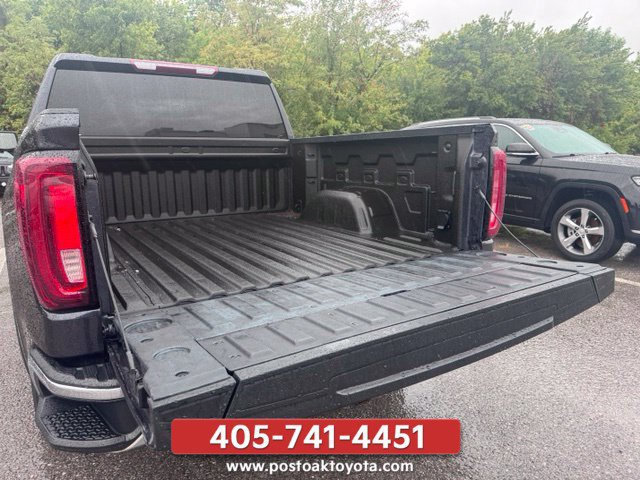 Used 2023 GMC Sierra 1500 SLT w/ X31 Off-Road Package AWD/4WD image 12