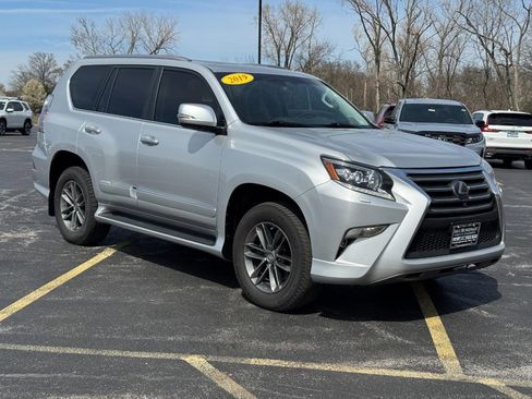 Used 2019 Lexus GX 460 Luxury image 2