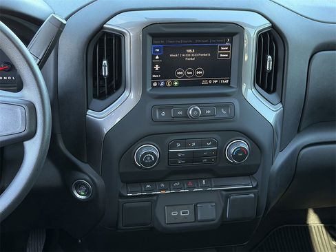 Certified 2024 Chevrolet Silverado 1500 Custom image 16