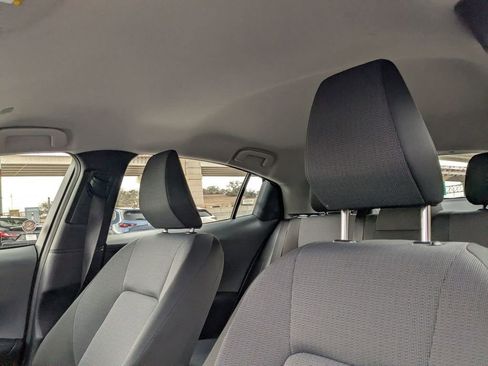 Used 2025 Toyota Prius LE image 16