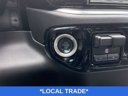 Used 2024 Chevrolet Silverado 2500 High Country w/ Technology Package AWD/4WD image 17