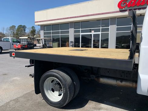 Used 2013 Ford F450 XL w/ High Capacity Trailer Tow Pkg image 24