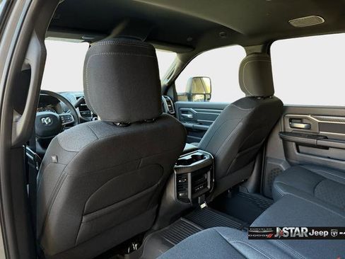 New 2026 RAM 2500 Big Horn AWD/4WD image 27