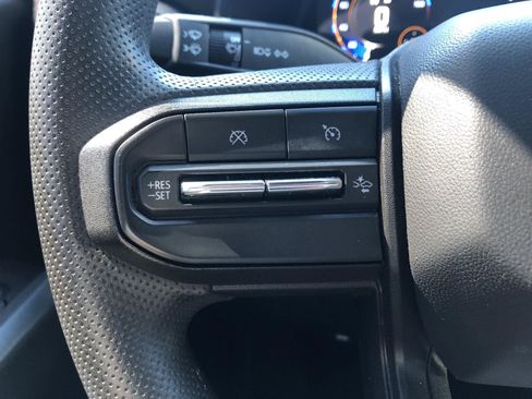 Used 2024 Chevrolet Colorado Trail Boss AWD/4WD image 19