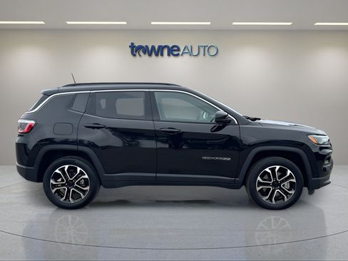 Used 2023 Jeep Compass Limited AWD/4WD image 6