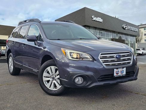 Used 2015 Subaru Outback 2.5i Premium AWD/4WD image 1