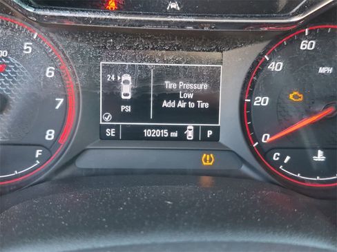 Used 2021 Chevrolet TrailBlazer RS w/ Sun and Liftgate Package image 15