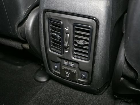 Used 2023 Dodge Durango GT AWD/4WD image 23
