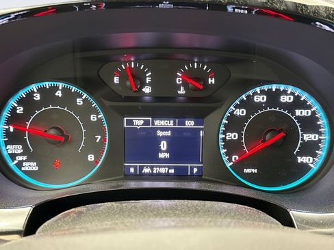 Used 2023 Chevrolet Traverse LS AWD/4WD image 9
