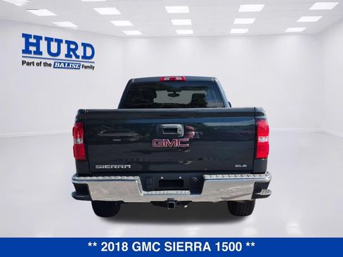 Used 2018 GMC Sierra 1500 SLE w/ SLE Value Package AWD/4WD image 4