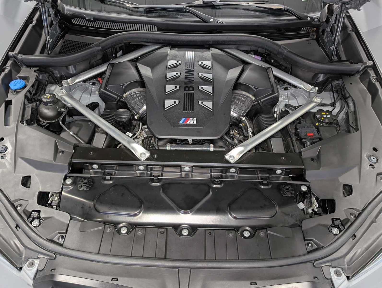Used 2024 BMW X5 M60i AWD/4WD image 14