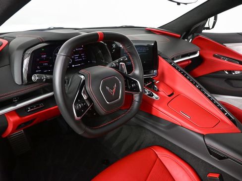 Used 2022 Chevrolet Corvette Stingray Premium Cpe w/ Z51 Performance Package image 6