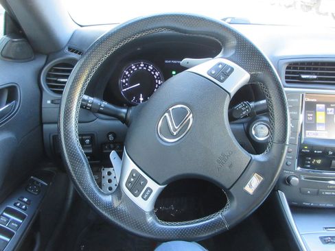 Used 2013 Lexus IS 250C image 32