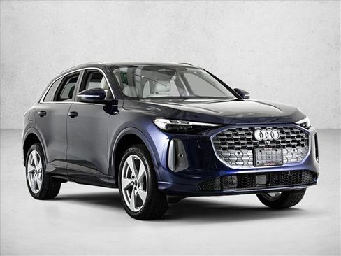 New 2025 Audi Q5 Premium Plus image 3