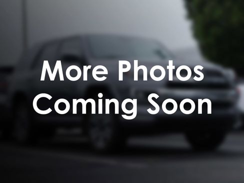 Used 2022 Toyota 4Runner Limited AWD/4WD image 2