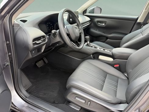 Certified 2024 Honda HR-V EX-L image 9