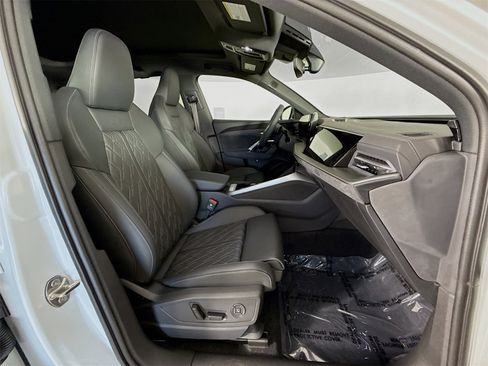 New 2025 Audi SQ5 Premium Plus image 29