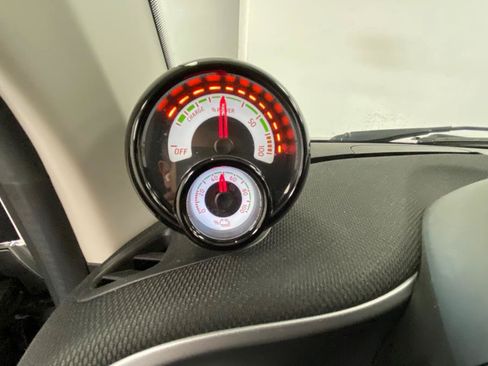 Used 2019 smart fortwo electric drive RWD image 33