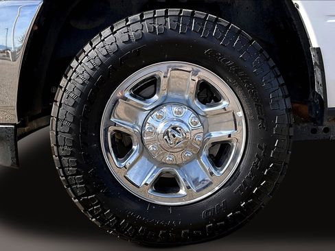 Used 2019 RAM 2500 Big Horn image 35