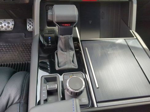 New 2025 Toyota Tundra Platinum image 18