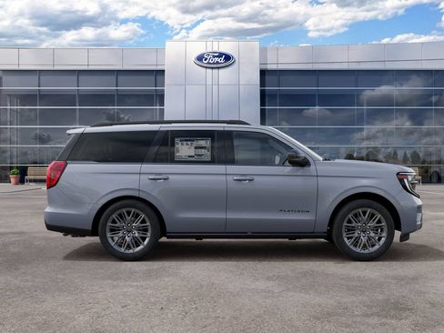 New 2027 Ford Expedition Platinum w/ Stealth Appearance Package AWD/4WD image 8