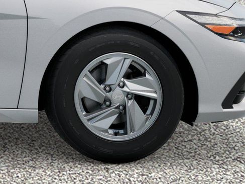 New 2026 Hyundai Elantra SE FWD image 8
