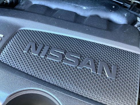 Used 2018 Nissan Pathfinder SL w/ Midnight Edition Package image 31