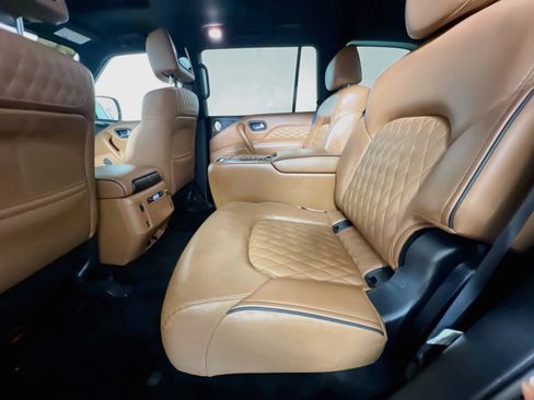 Used 2023 INFINITI QX80 Sensory w/ All-Season Package AWD/4WD image 29