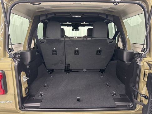 New 2025 Jeep Wrangler Unlimited Rubicon image 8