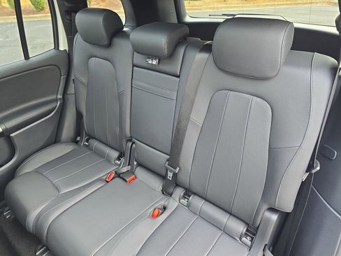 Certified 2023 Mercedes-Benz GLB 250 image 14