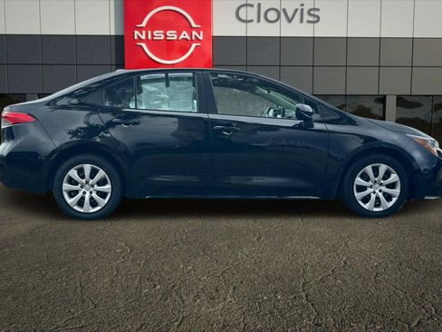 Used 2023 Toyota Corolla LE image 9