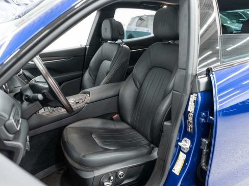 Used 2022 Maserati Levante GT AWD/4WD image 10