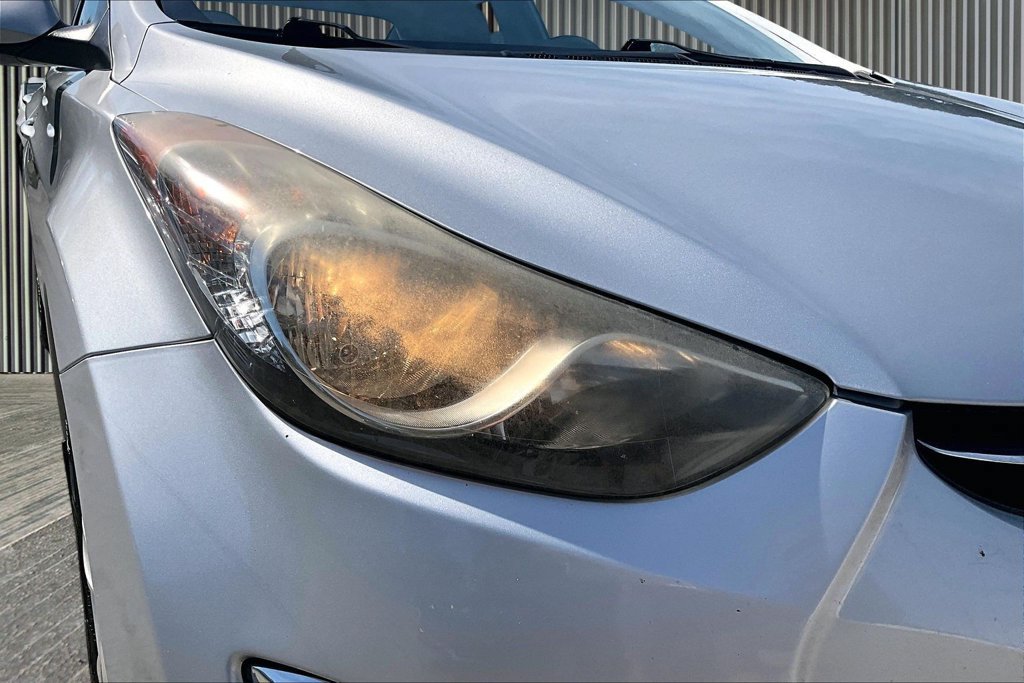 Used 2013 Hyundai Elantra GLS w/ Preferred Pkg FWD image 29