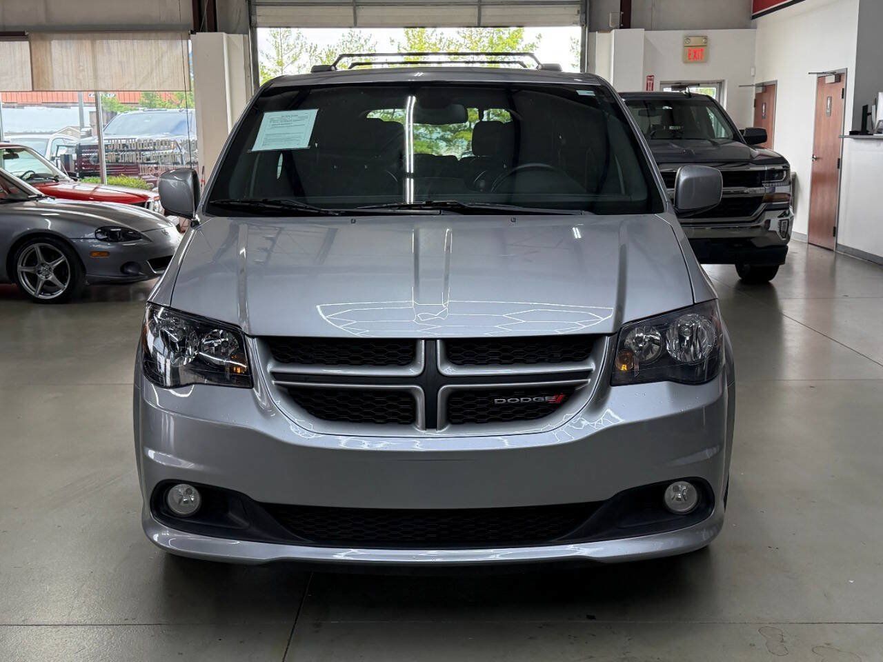 Used 2019 Dodge Grand Caravan GT FWD image 6