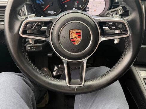 Used 2018 Porsche Macan GTS AWD/4WD image 37